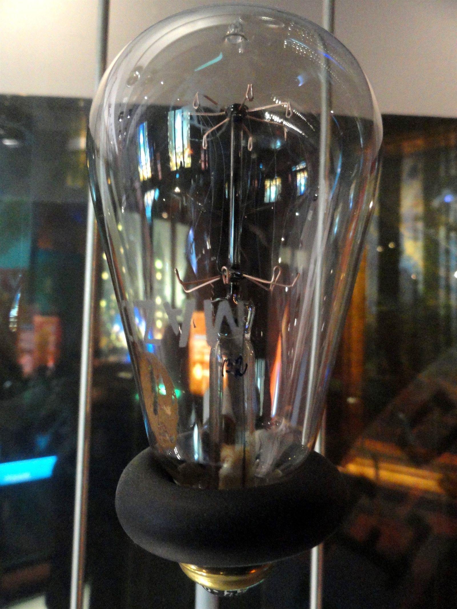 GE ductile tungsten bulb